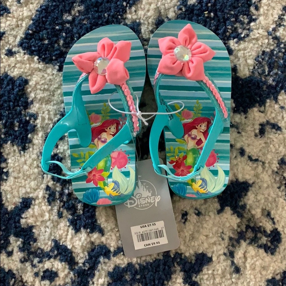 Little mermaid sandals size 7/8 (toddler)